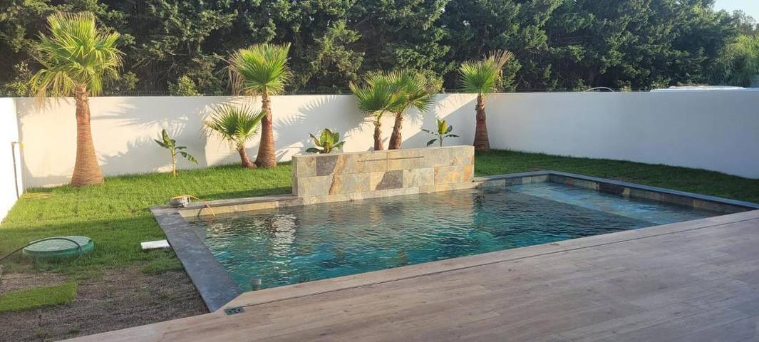 Maison de vacances pour 4 personnes, avec Terrasse ainsi que Jardin et Piscine à Gignac-la-Nerthe