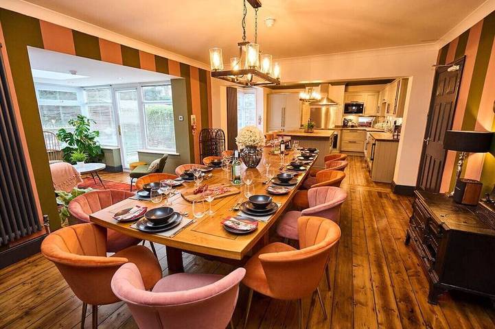 Holiday rental for 14 people, with balcony and garden in Lyndhurst