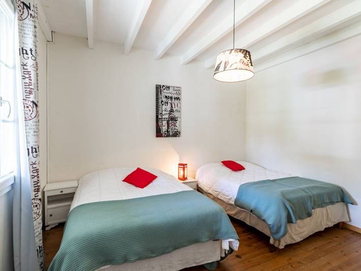 Location de vacances pour 6 personnes, avec terrasse et jardin dans Plage De La Savane - 3