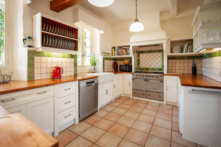 Location de vacances pour 10 personnes, avec terrasse et jardin à Montréal (Lanquedoc-Roussillon) - 3