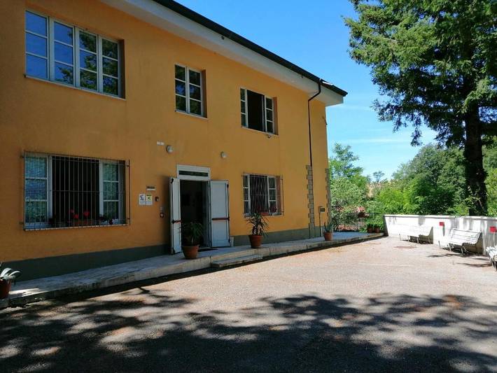 Ostello per 34 persone, con giardino, con animali domestici - 1
