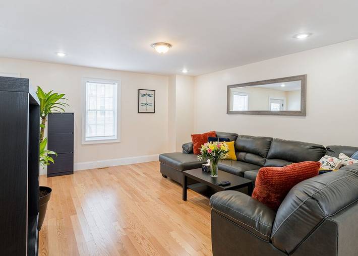 Vacation rental for 13 people, with terrace in Quincy