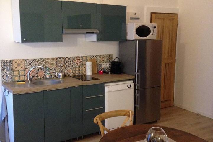 Gîte pour 5 personnes, avec piscine et jardin à Sarrians - 2