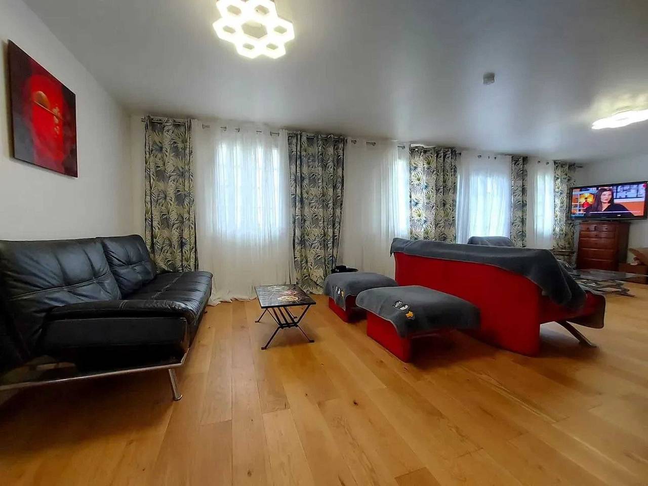 Casa espaciosa con piscina en La Bazoche-Gouet in La Bazoche-Gouet, Región de Nogent-le-Rotrou