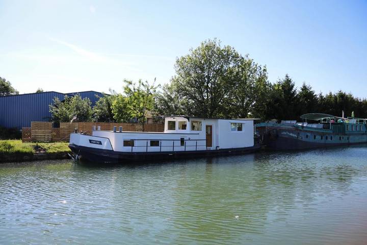 Location de vacances pour 5 personnes, avec Balcon et Terrasse ainsi que Vue sur le lac et Vue à Eckwersheim