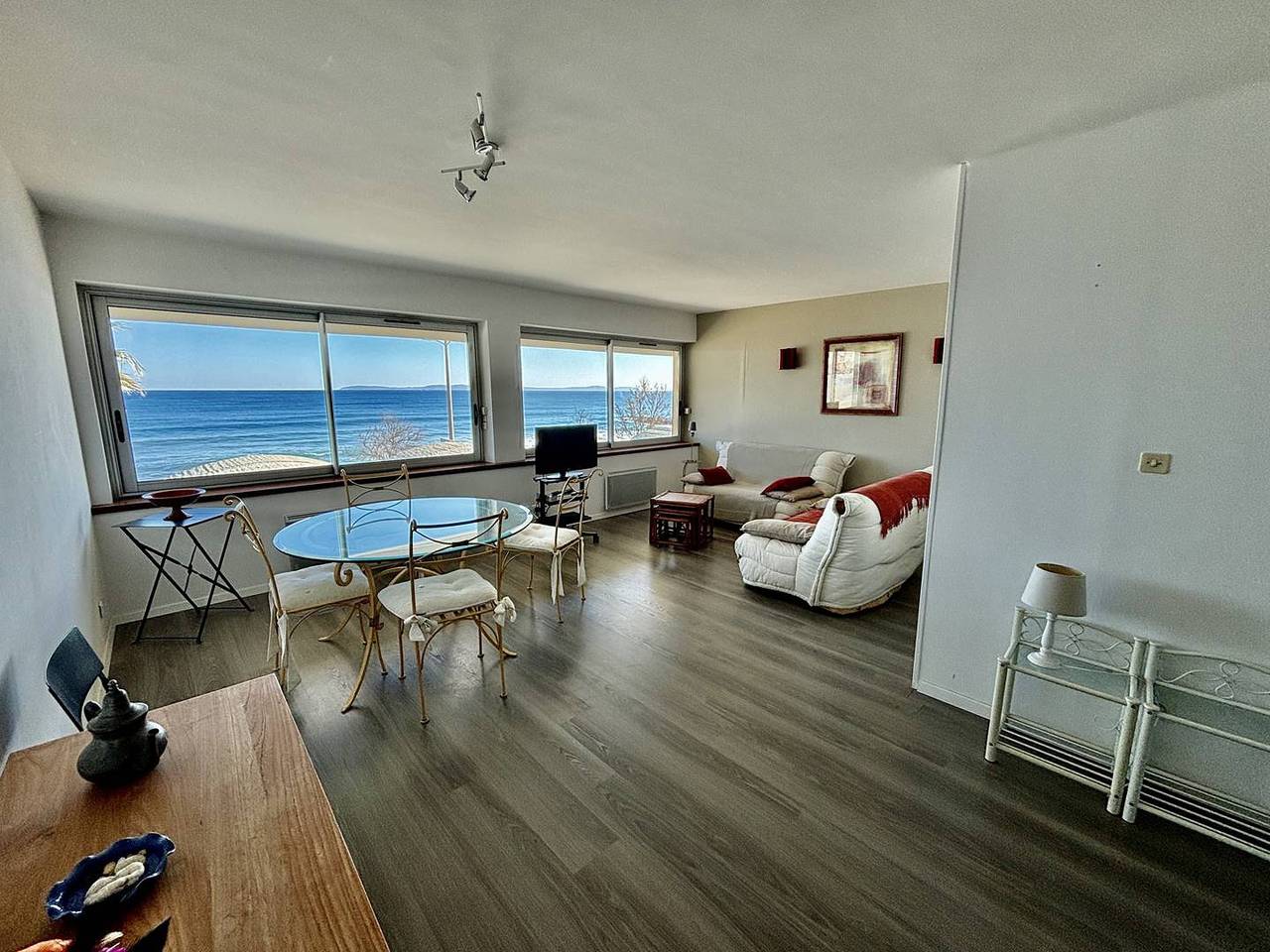 Appartement entier, Le Grand Large - Comme un bateau sur l'eau in Le Lavandou, Région de Toulon