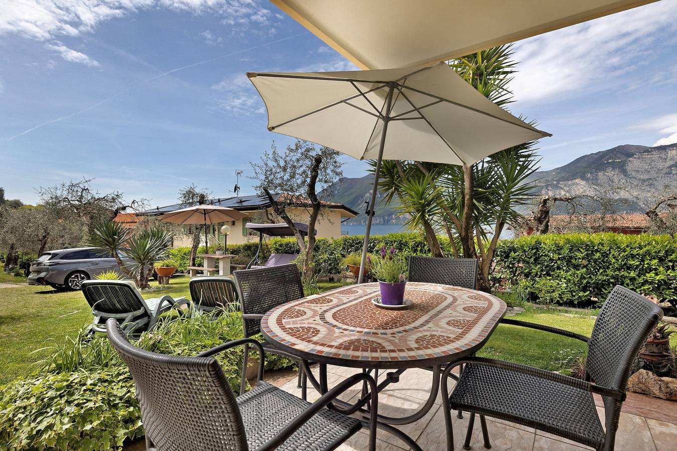 Ganze Wohnung, Ferienwohnung 'Edda - Sole' mit Seeblick, privater Terrasse und Wi-Fi in Brenzone, Gardasee-Berge