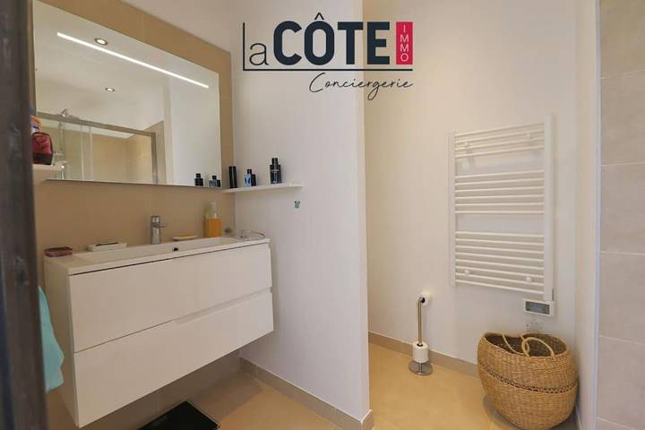 Gîte pour 8 personnes, avec terrasse et vue, animaux acceptés dans Office de Tourisme de Sausset-les-Pins - 4