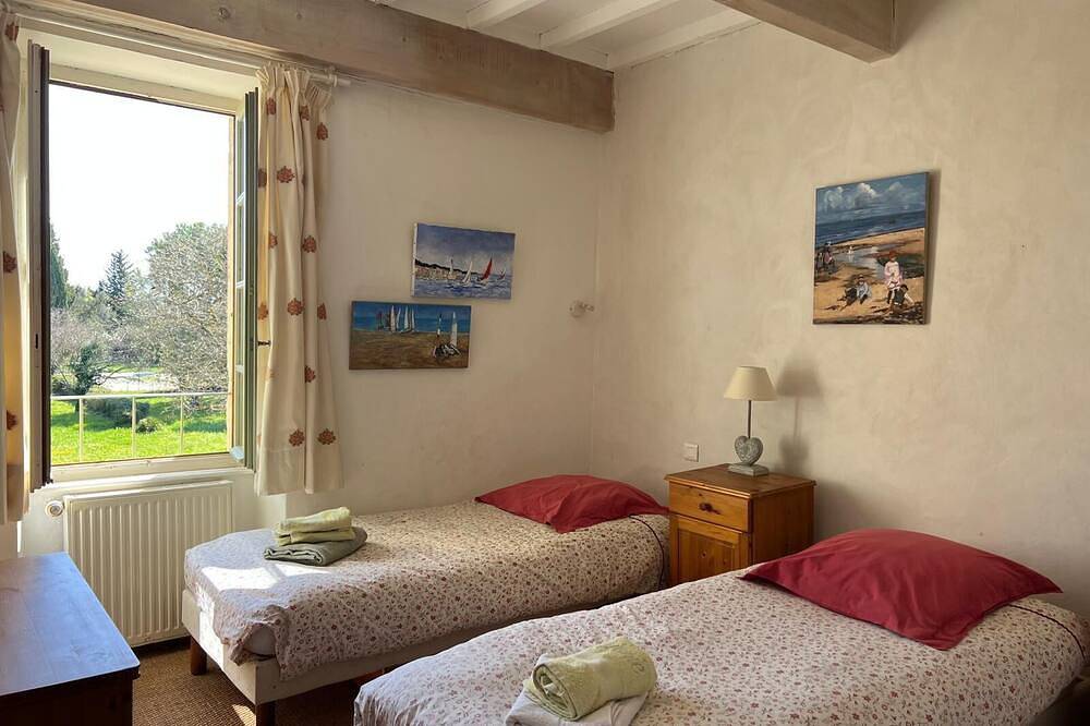 Maison Margerie - Mas provençal avec piscine et vue sur le Mont Ventoux in Colonzelle, Région de nyons