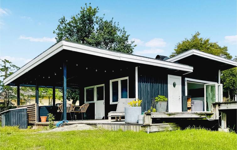 Ferienhaus für 4 Personen, mit Terrasse und Garten in Ronnebyhamn