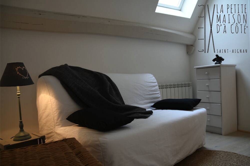 La Petite Maison d'à Côté® 3km from Saint Aignan Beauval Zoopark in Saint-Aignan, Romorantin-Lanthenay region