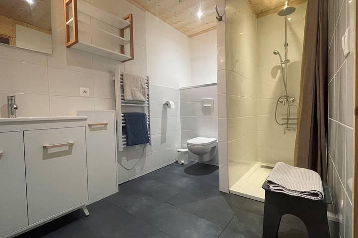 Location de vacances pour 4 personnes, avec jardin à Seythenex - 3