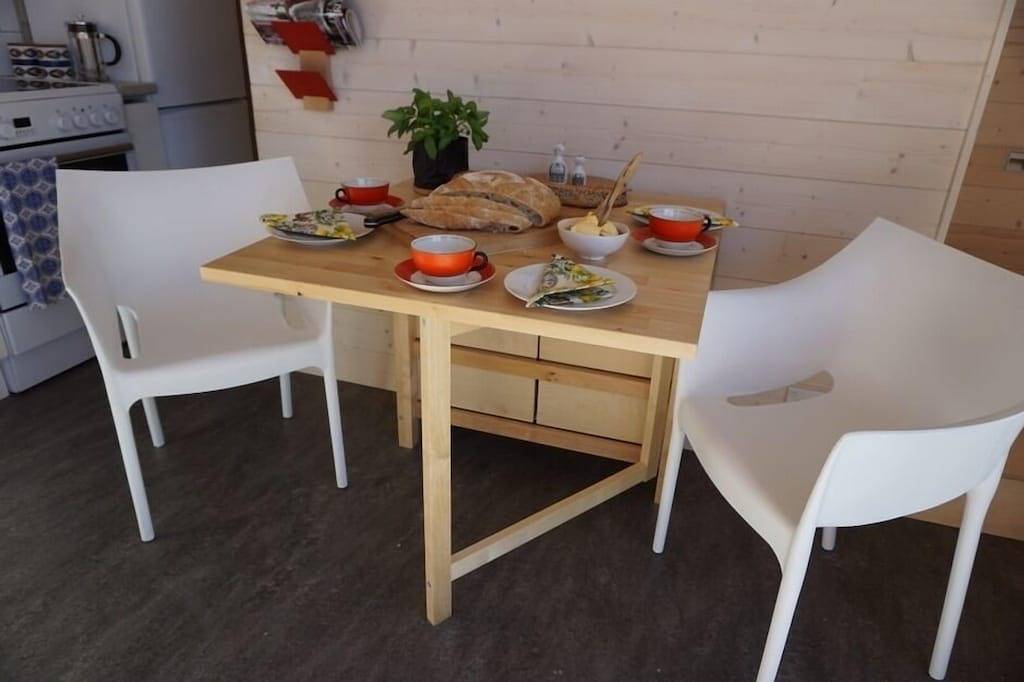 Das Fichtenhaus - Atelier am See. in Queenstown, Otago