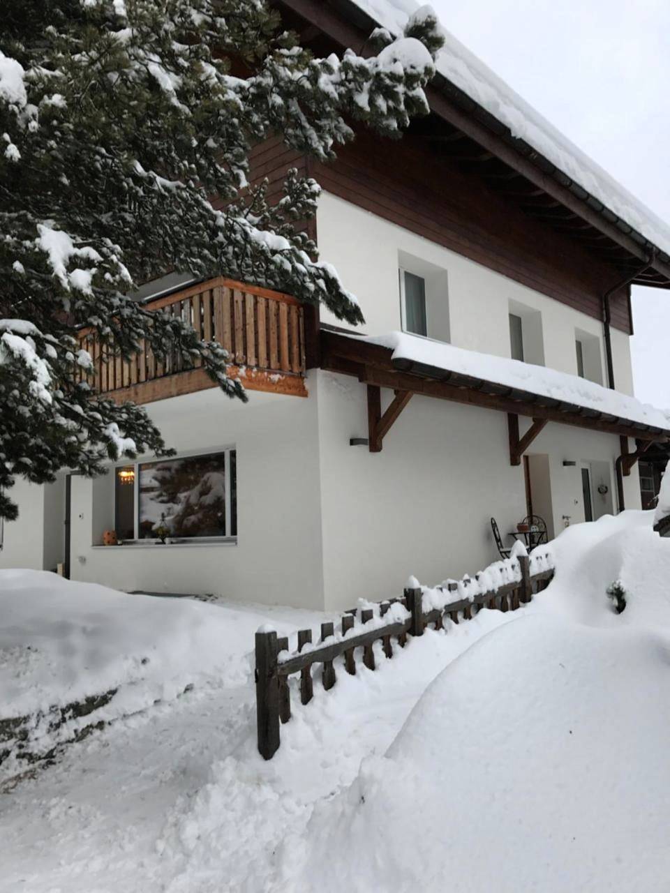 Six-Bedroom Chalet in Zermatt, Walliser Alpen