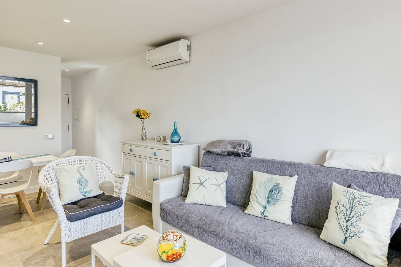 Geheel appartement, Appartement 'El Refugi' met Uitzicht op Zee, Wi-Fi en Airconditioning in L'Escala, Upper Empordà