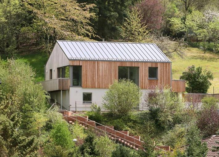 Ferienhaus für 10 Personen, mit Balkon und Terrasse sowie Garten und Ausblick