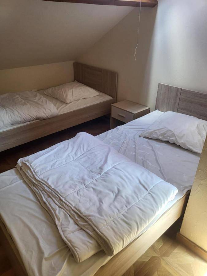 Appartement entier, Apartment in Carolles, Côte de la Déroute