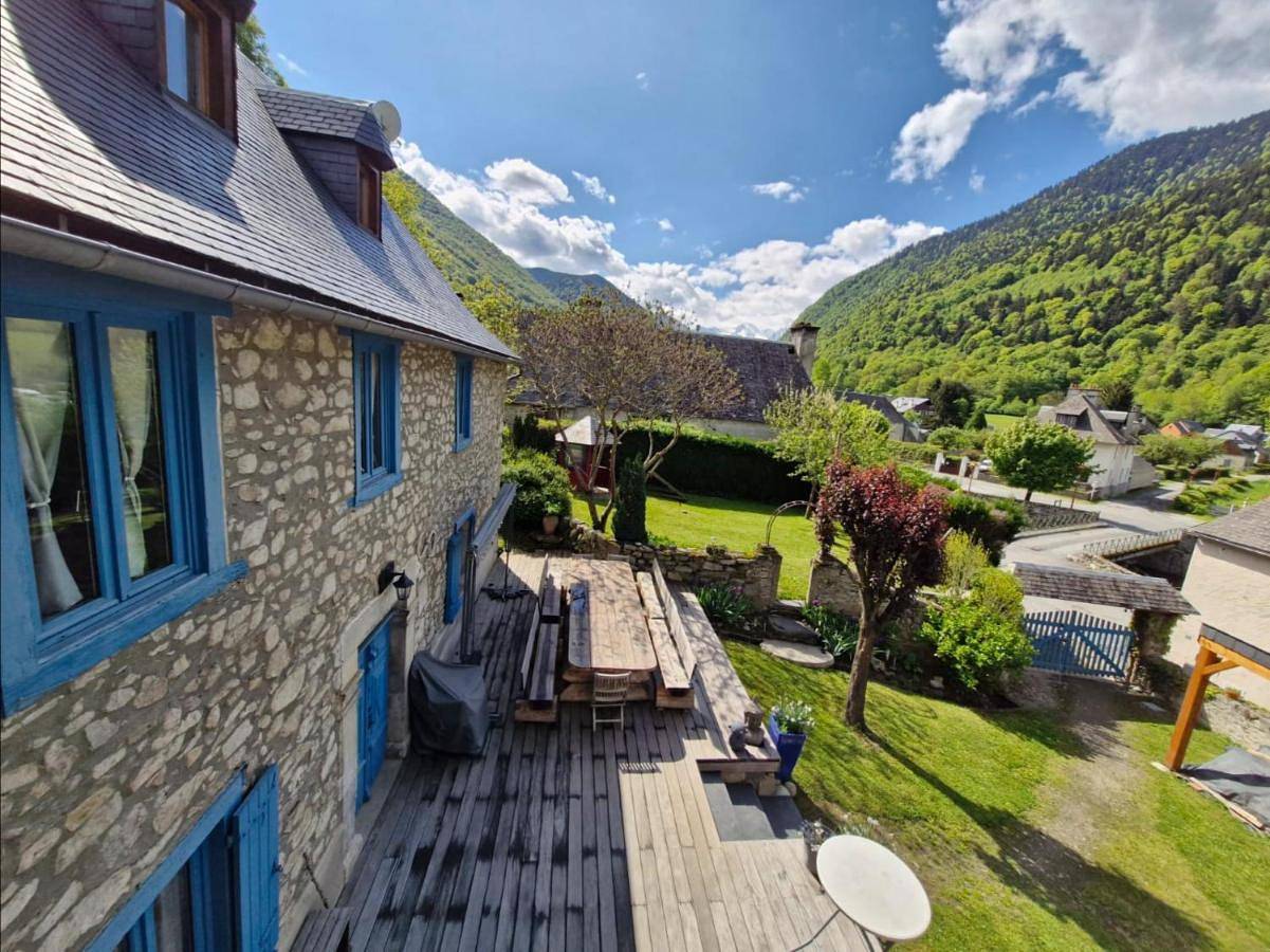Double Room with Mountain View in Bordères-Louron, Pyrénées