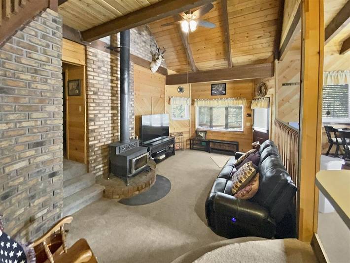 Log cabin for 6 people, with balcony - 1