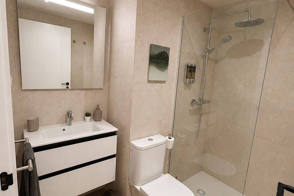 Ganze Wohnung, Charming 2-Bedroom Apartment in the Heart of Jaca in Jaca, Aragonesische Pyrenäen