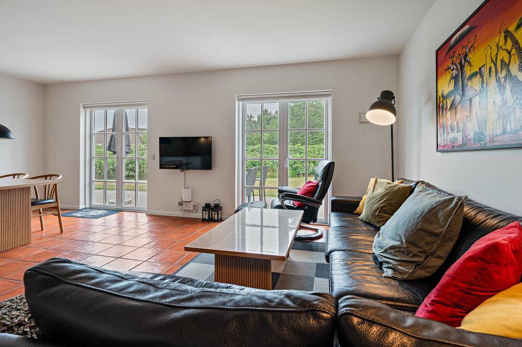 Schöne Ferienwohnung mit Sauna und Whirlpool im Herzen Blåvands in Blavand, Varde