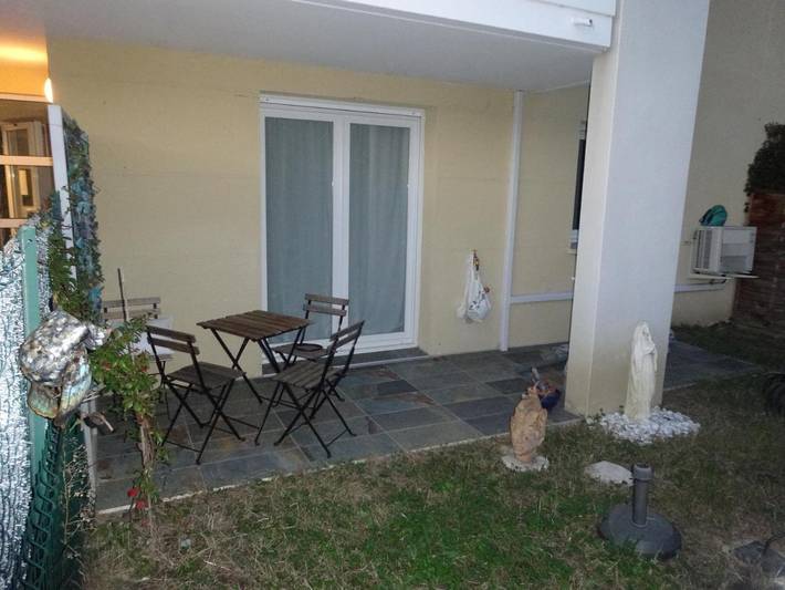Gîte pour 2 personnes, avec piscine ainsi que vue et terrasse, animaux acceptés à Cazères - 3