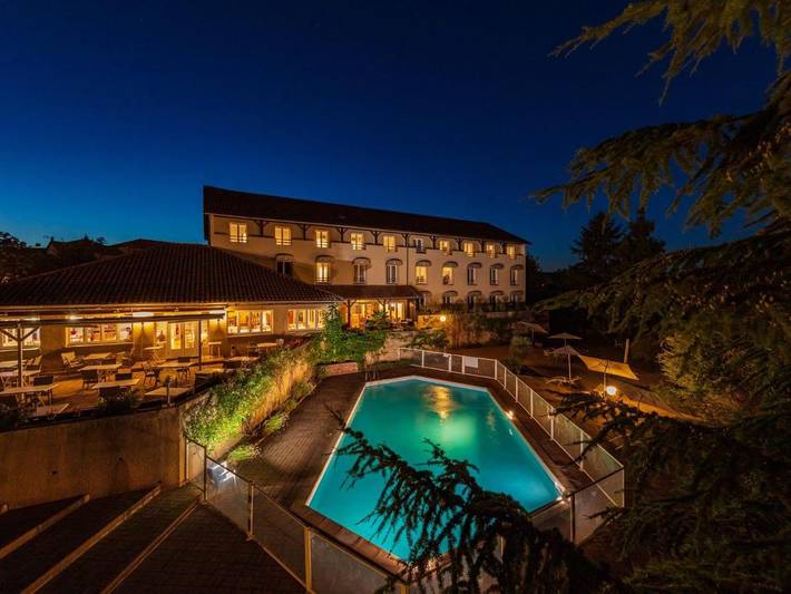 Hôtel pour 2 personnes, avec piscine ainsi que jardin et vue, animaux acceptés à Villié-Morgon - 2