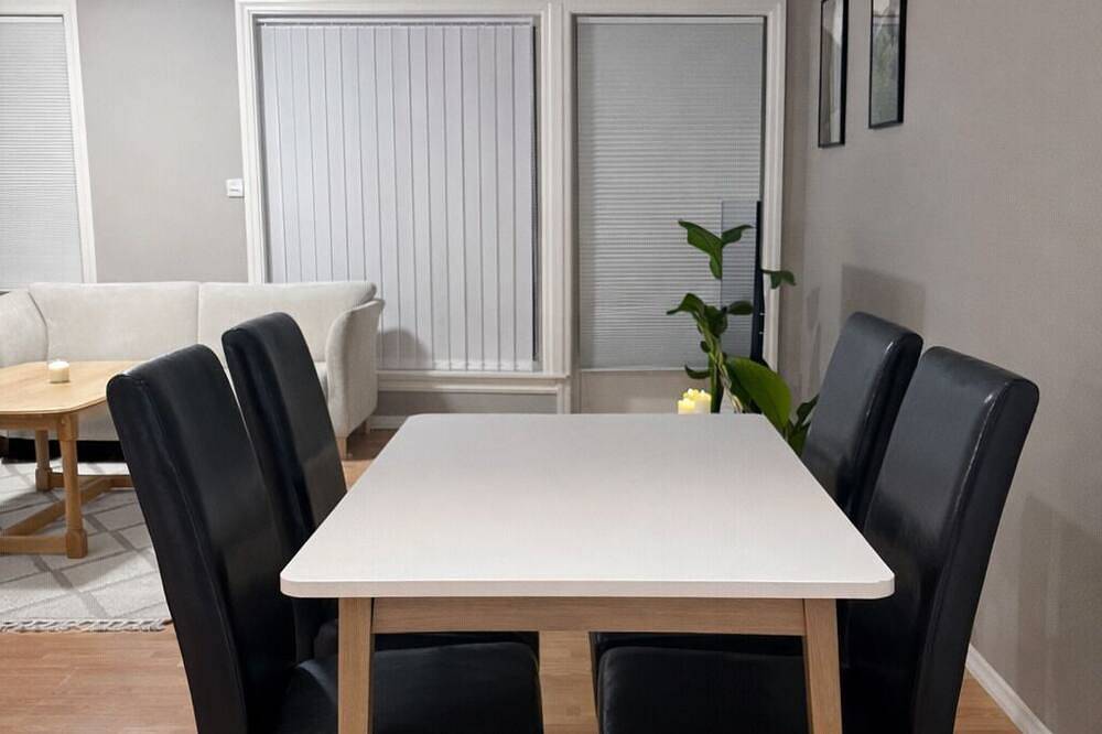 Hel lejlighed, Cozy 3-bedroom apartment - 5 min from the zoo - Towels and bed linen included in Kristiansand