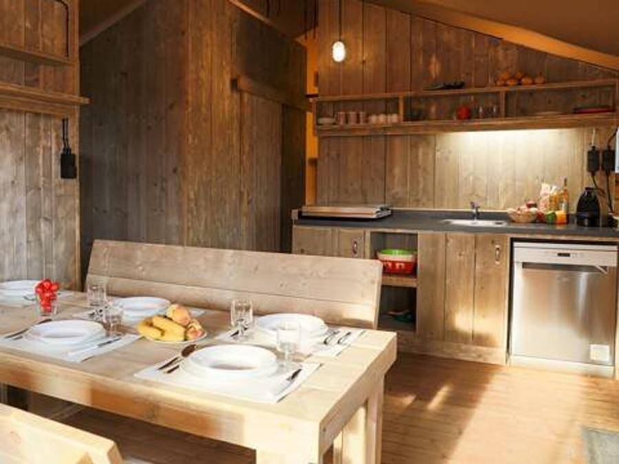 Camping Val Saline - Safarizelt 6 personen - Safari Lodge Zelt | 3 Schlafz. | 6 Pers. | Erhöhte Terrasse | Klimaanlage in Rovinj Riviera, Rovinj