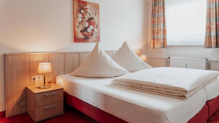 Hotel für 2 Personen, mit Sauna und Terrasse in Hattingen - 2