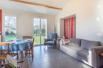 Cottage for 5 People in Saint-Georges-de-Pointindoux, Loire Valley, Photo 1