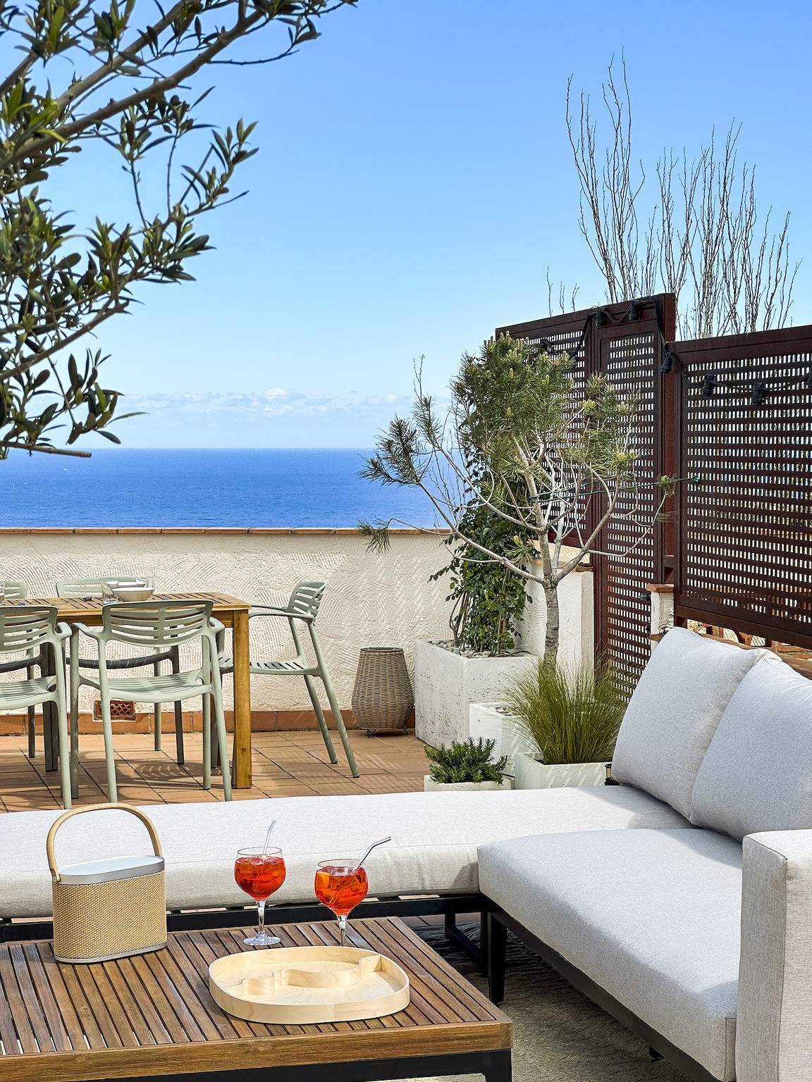 Appartamento intero, Begur Sunset,2 bedroom loft close to the center of Begur. With terrace and gorgeous sea views in Begur Centre, Begur