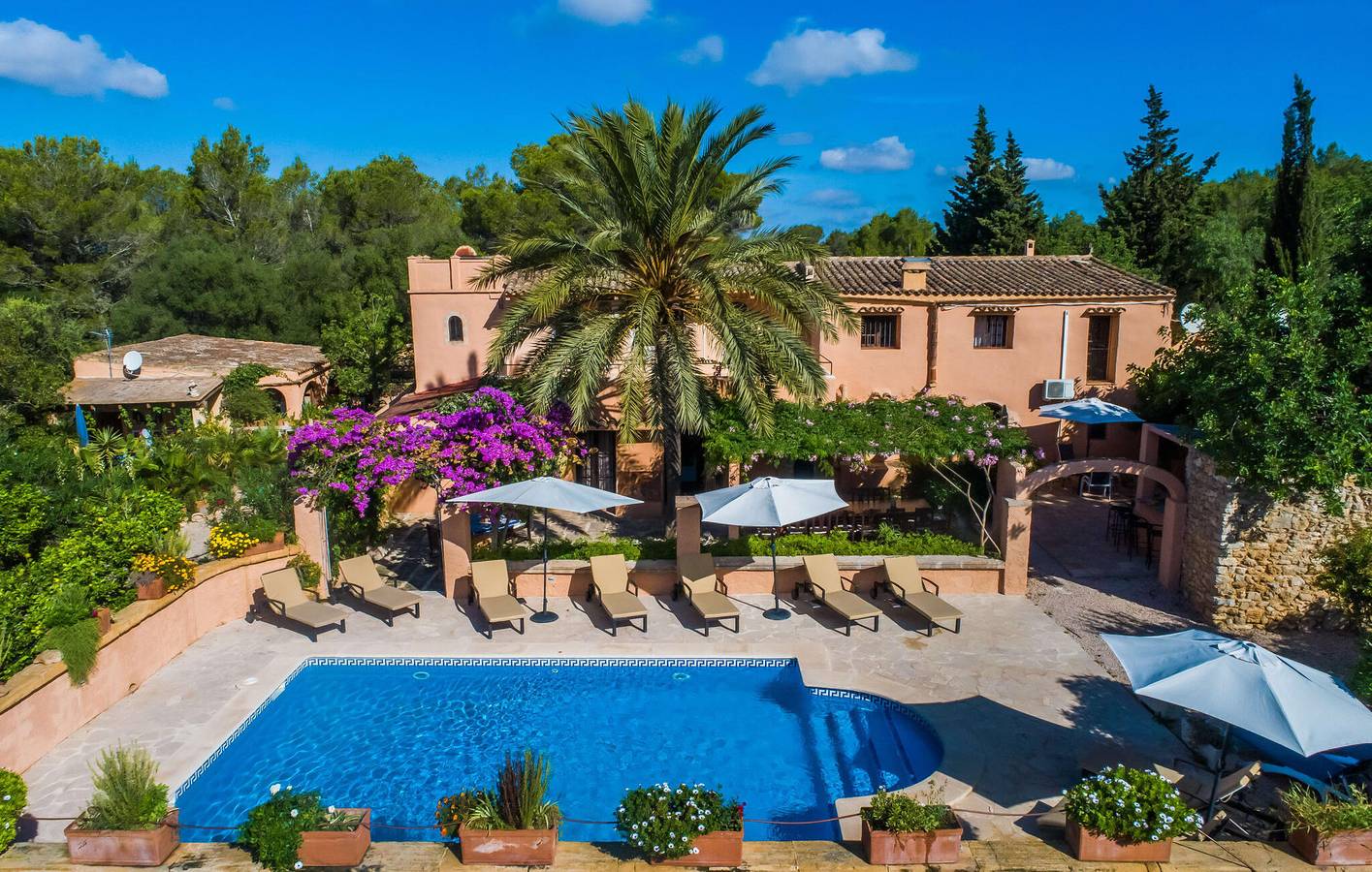 Apartamento de lujo con terraza, piscina y vistas, a 2 km de Es Carritxó in Es Carritxó, Felanitx
