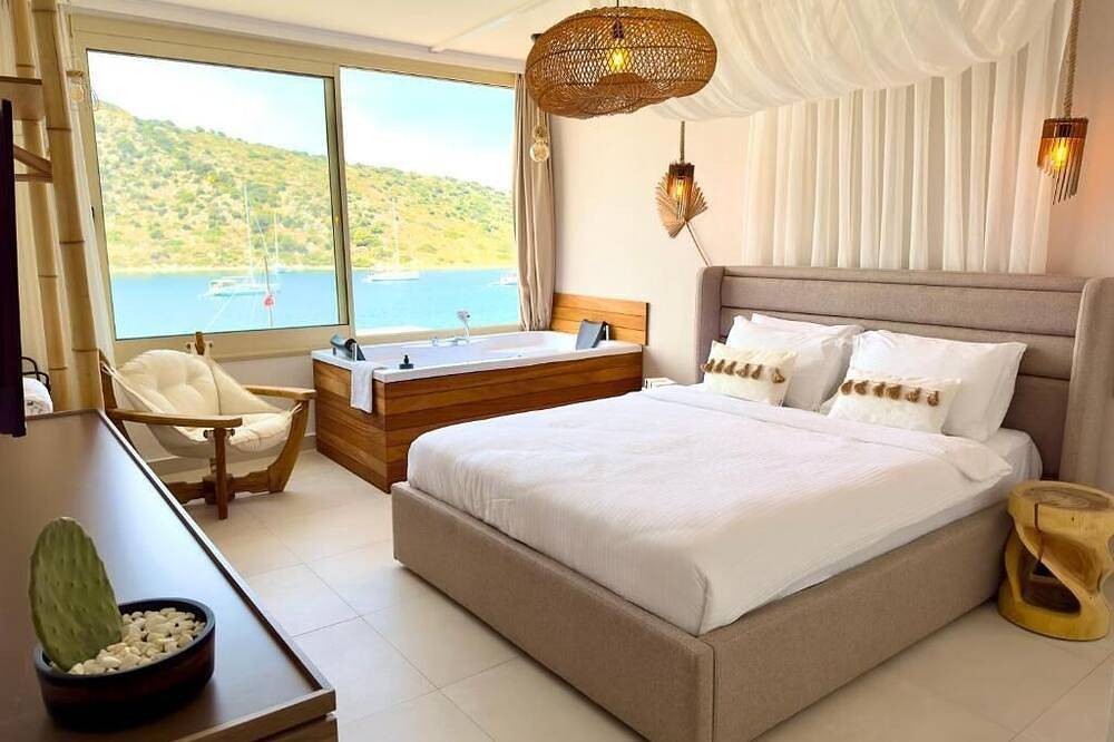 Liman Hotel Gümüşlük - Stylish boutique hotel by the sea in Gümüşlük in Bodrum, Muğla Province