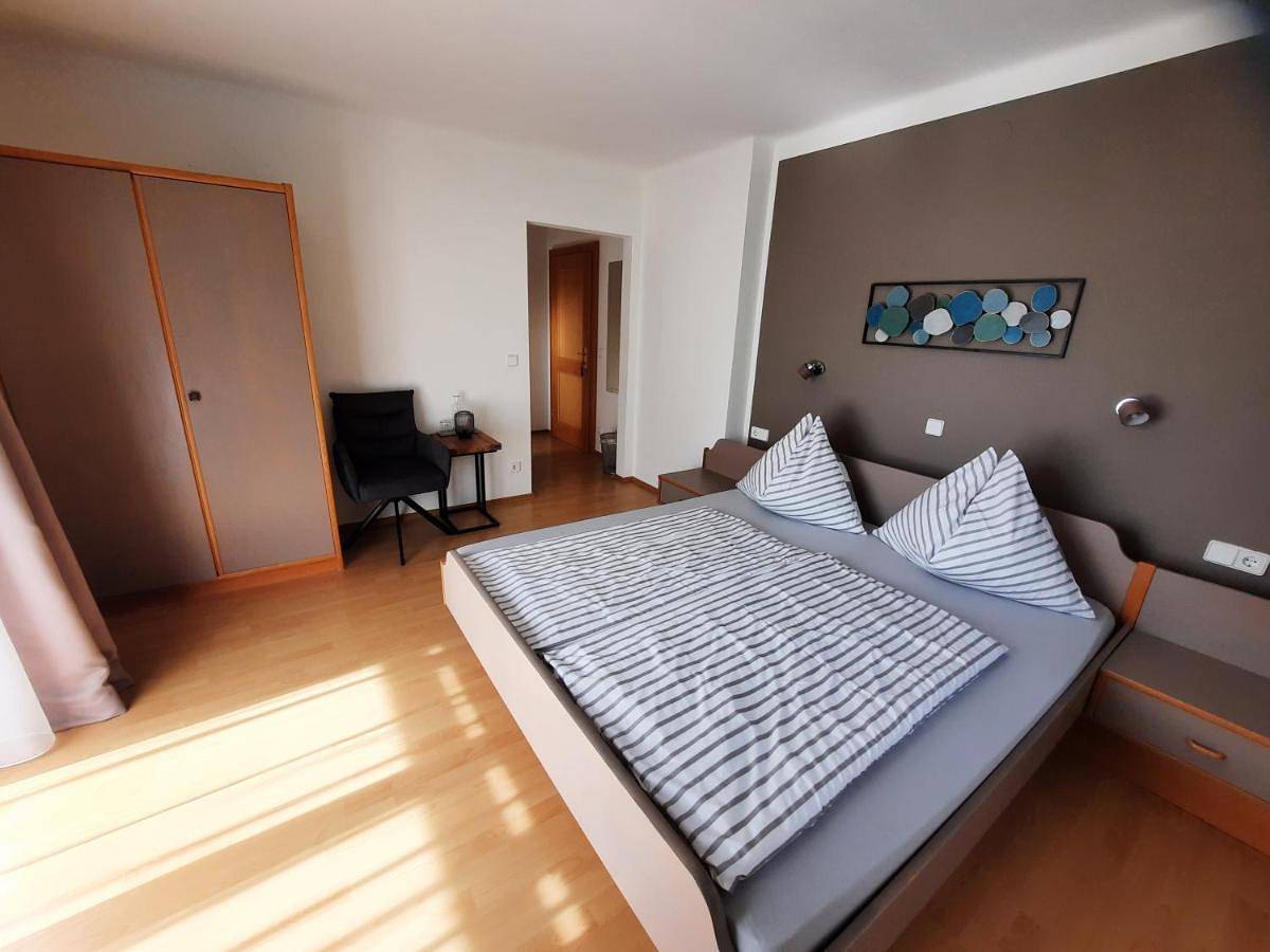 Double Room with Balcony in Gailtaler Alpen, Weissensee