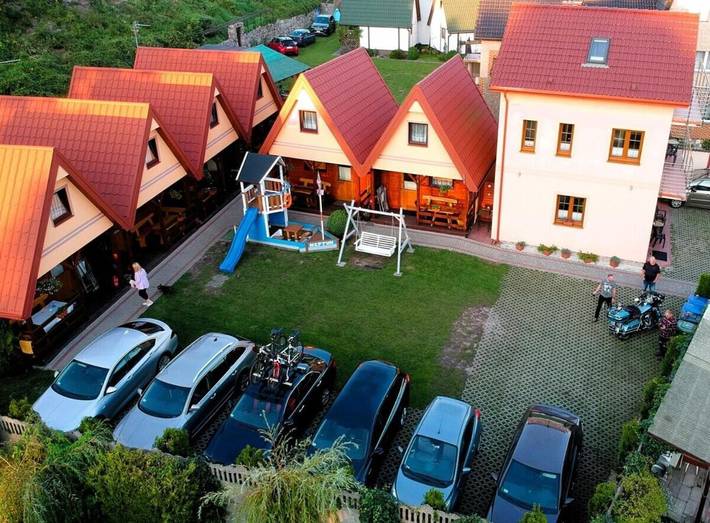 Ośrodek wypoczynkowy dla 4 osób, z Taras w Chłopy