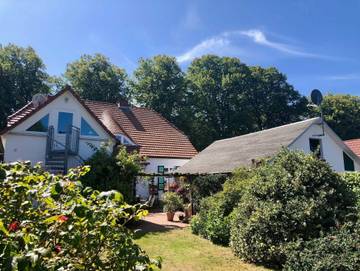 Ferienwohnung für 2 Personen, mit Garten und Terrasse in Wustrow