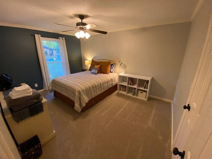 Vacation rental for 10 people, with yard in North Augusta