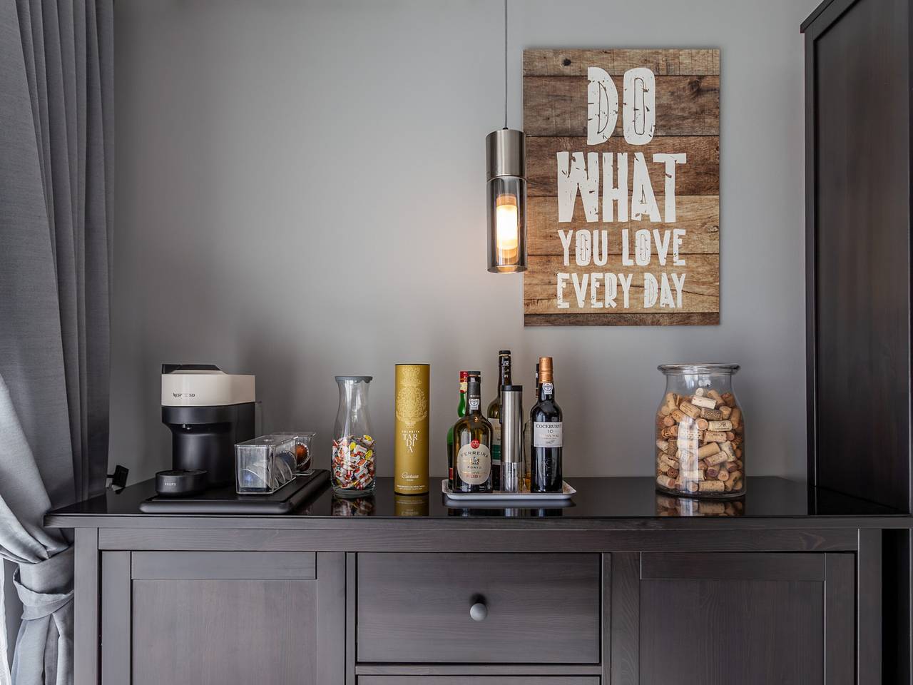 Apartamento entero, Apartamento elegante en Furadouro con estacionamiento y aire acondicionado, cerca de la playa in Furadouro, Ovar