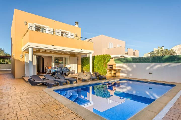 Casa vacacional para 6 personas, con jardín en Ciudadela