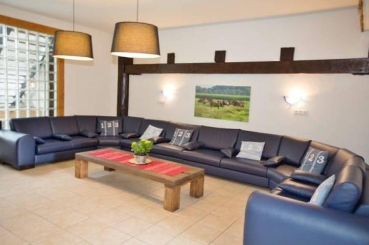 Chalet für 40 Personen, mit Terrasse und Garten in Friesland - 2