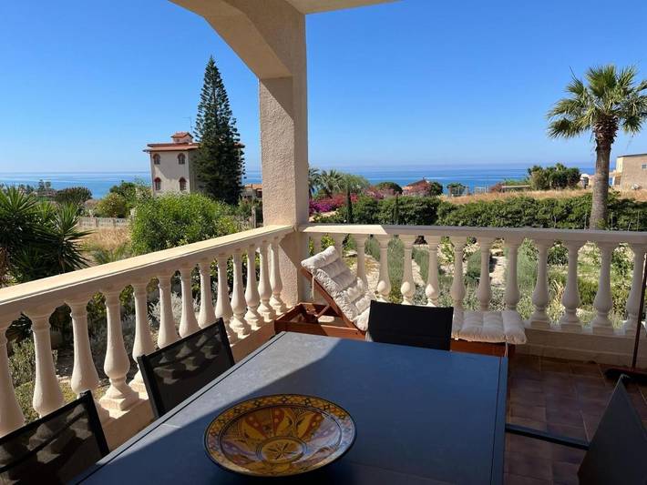 Appartamento per 6 persone, con Balcone e Terrazza nonché Giardino e Panorama a Palma di Montechiaro
