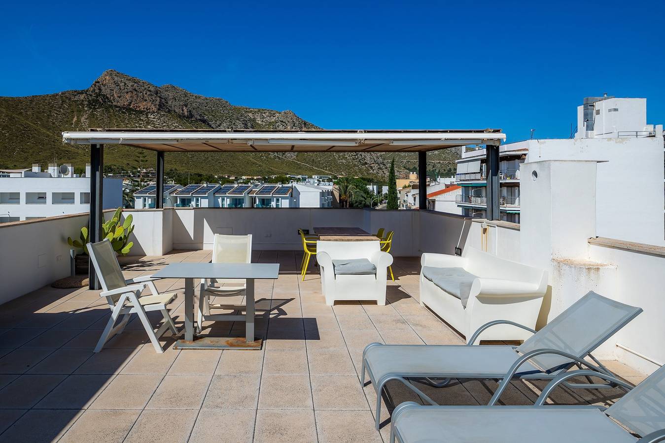 Ganze Wohnung, Ferienwohnung Can Fiol Ii in Strandnähe mit Meerblick, Wlan & Terrasse in Port de Pollença, Pollença