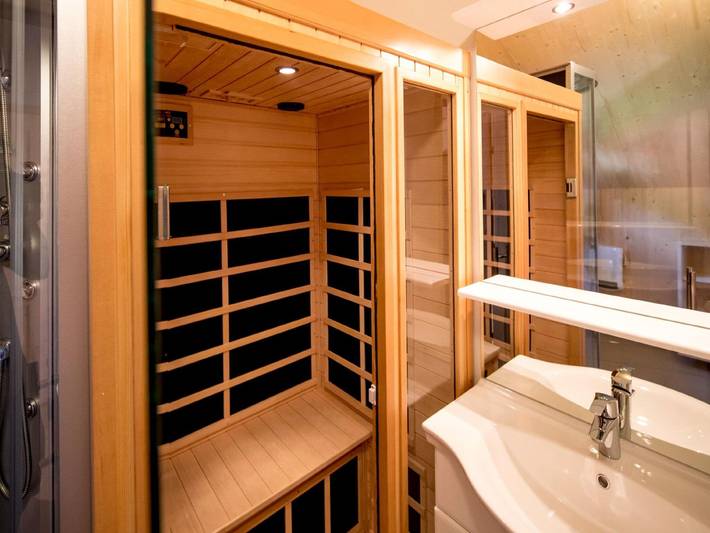 Chalet für 6 Personen, mit Garten und Whirlpool sowie Sauna und Terrasse in St. Georgen ob Murau - 4