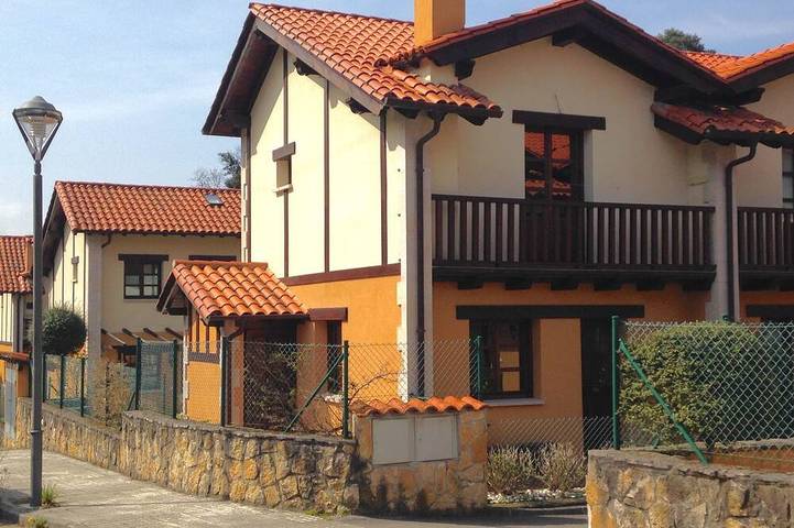 Casa de vacaciones para 6 personas, con jardín y balcón - 1