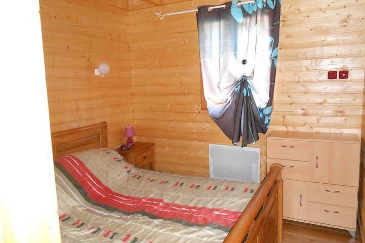 Gîte pour 8 personnes, avec piscine et terrasse à Saint-Laurent-en-Grandvaux - 3