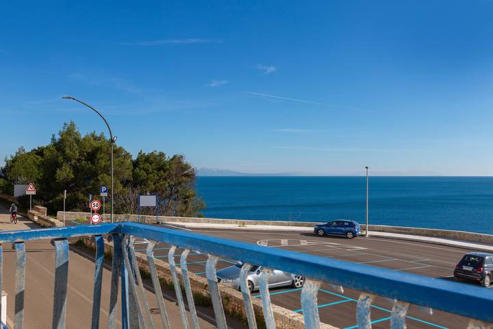 Appartement entier, Appartement de vacances pour 5 personnes avec balcon in Santa Cesarea Terme, Salento