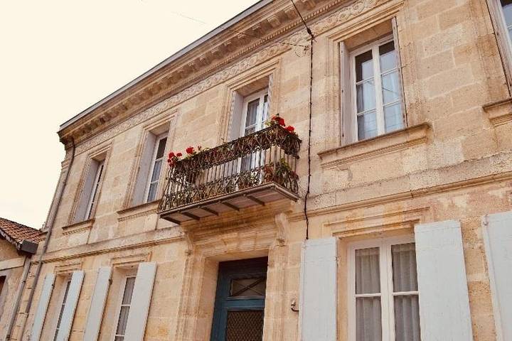 Location de vacances pour 8 personnes, avec jardin et piscine à Saint-Seurin-de-Cadourne - 2