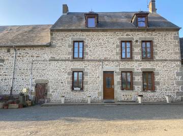 Chambre d’hôte pour 2 personnes, avec jardin à Pionnat
