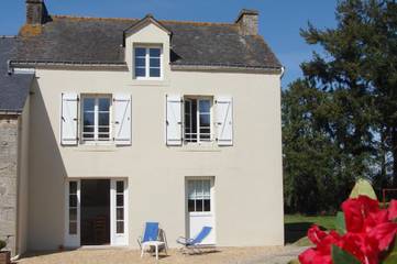 Gîte pour 7 personnes, avec jardin et vue à Noyal-Pontivy